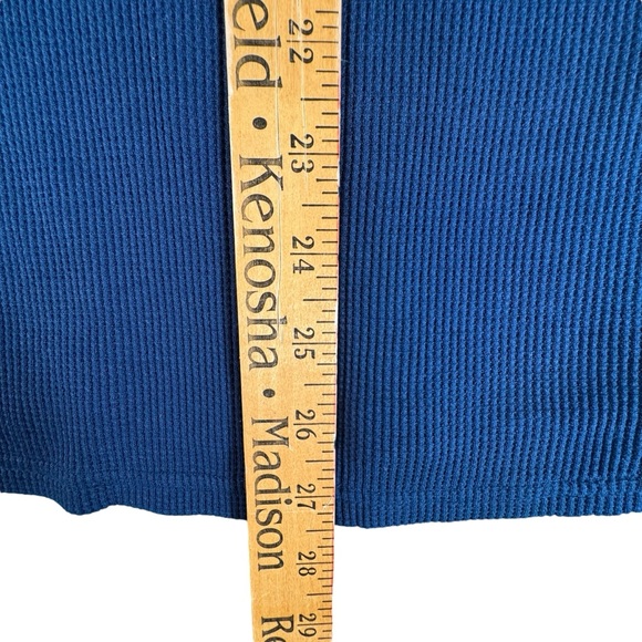 Under Armour Men’s Thermal Long Sleeve Shirt Blue Raglan Size Small NWT - Picture 8 of 8